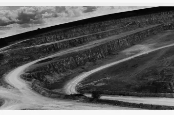 Ruines et paysages bruts. Sur l'art involontaire